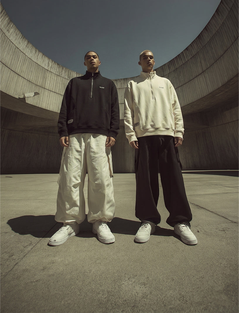 BUZO / HOODIE CUELLO LOW NEGRO